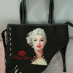 Marilyn Monroe  Heel Purse